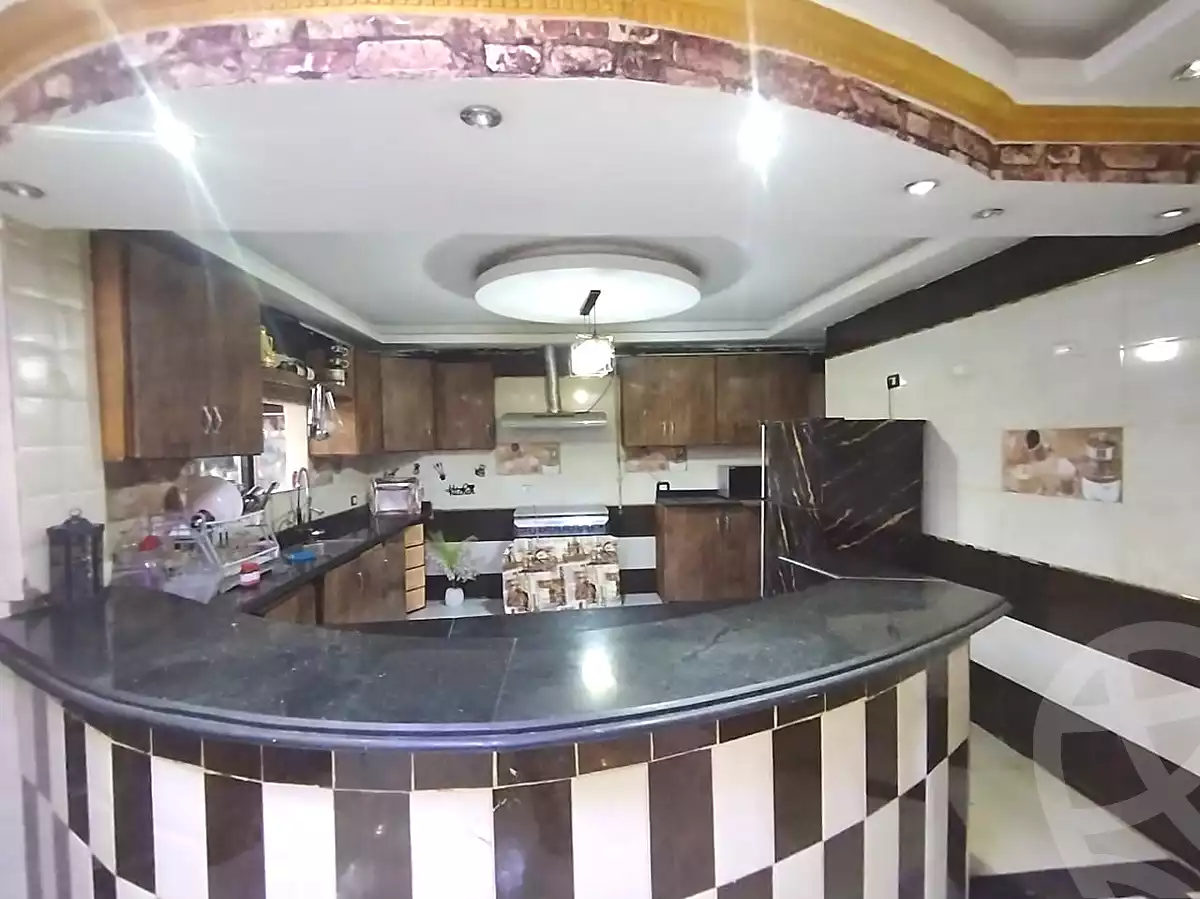 https://aqarmap.com.eg/en/listing/7021695-for-sale-cairo-el-haram-el-lebeny-soltan-khattab-st