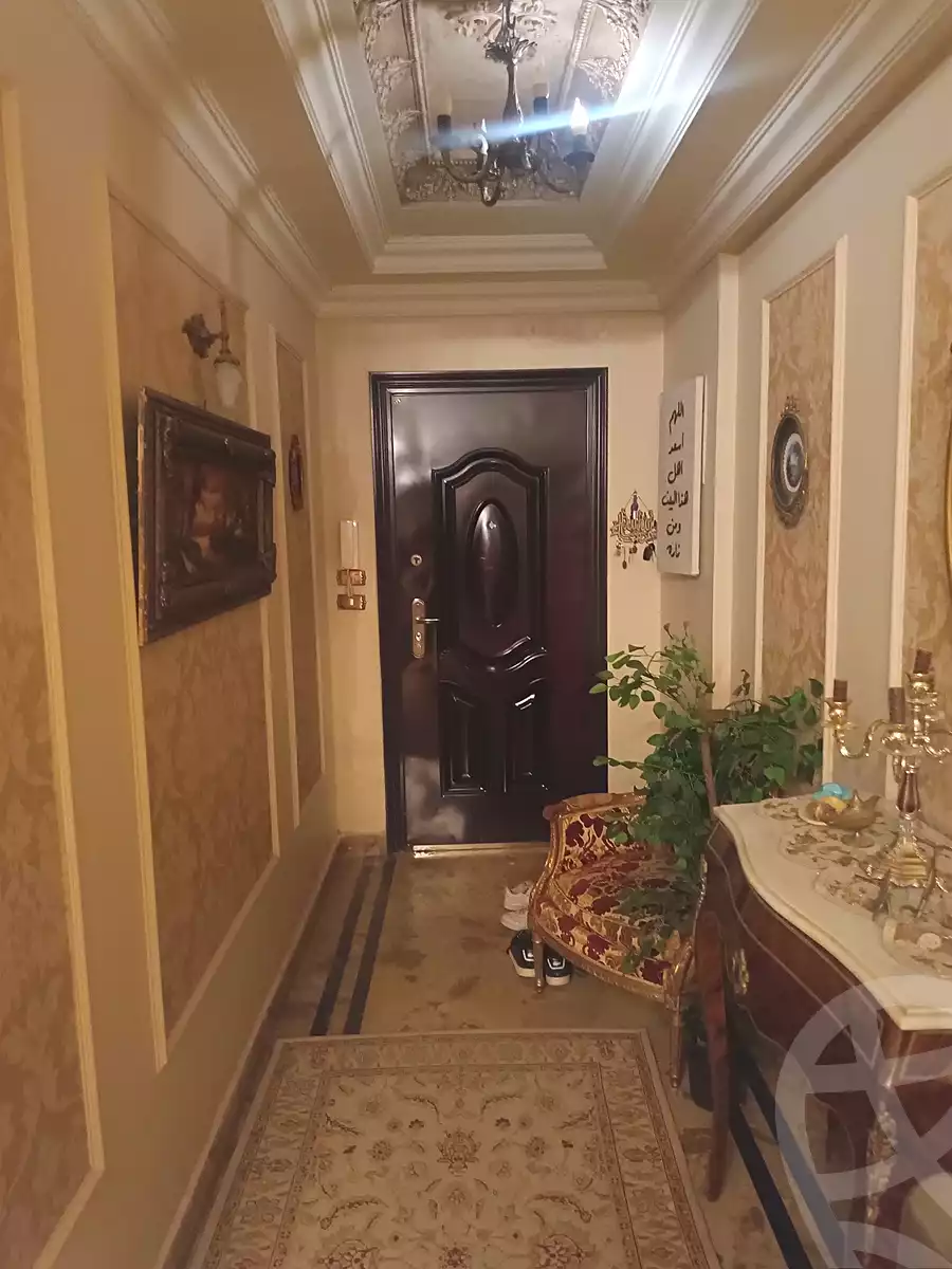 https://aqarmap.com.eg/ar/listing/6977948-for-sale-cairo-mokattam-lhdb-l-ly-shareaa-9