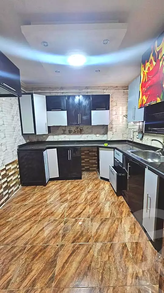 https://aqarmap.com.eg/ar/listing/7021892-for-rent-alexandria-zezenia-ibrahim-el-attar-st