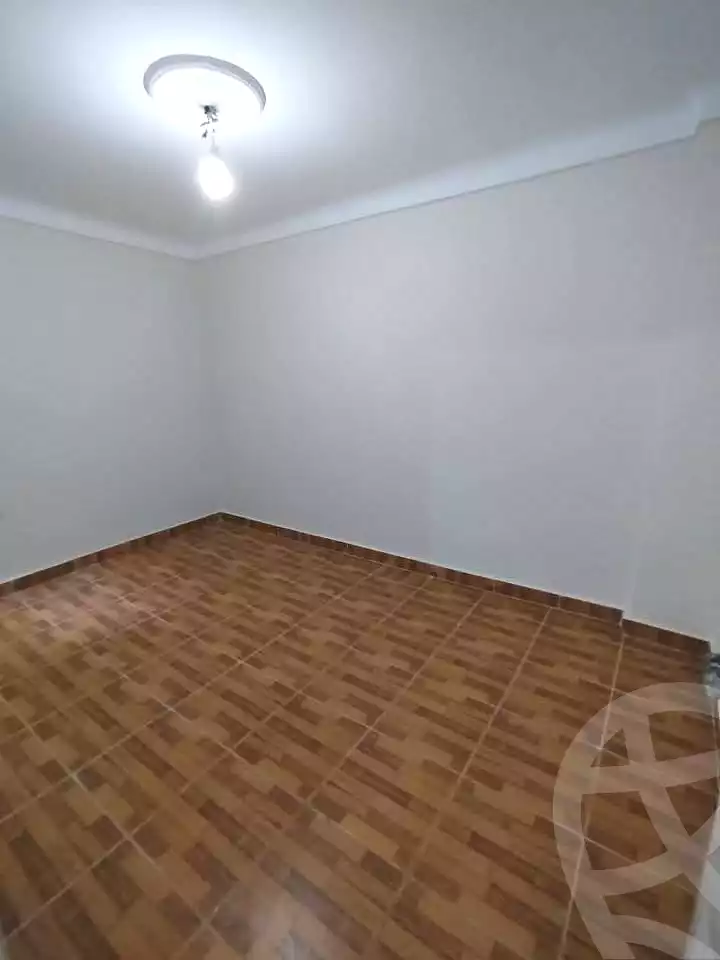 https://aqarmap.com.eg/en/listing/7022385-for-sale-alexandria-lsywf-el-falki