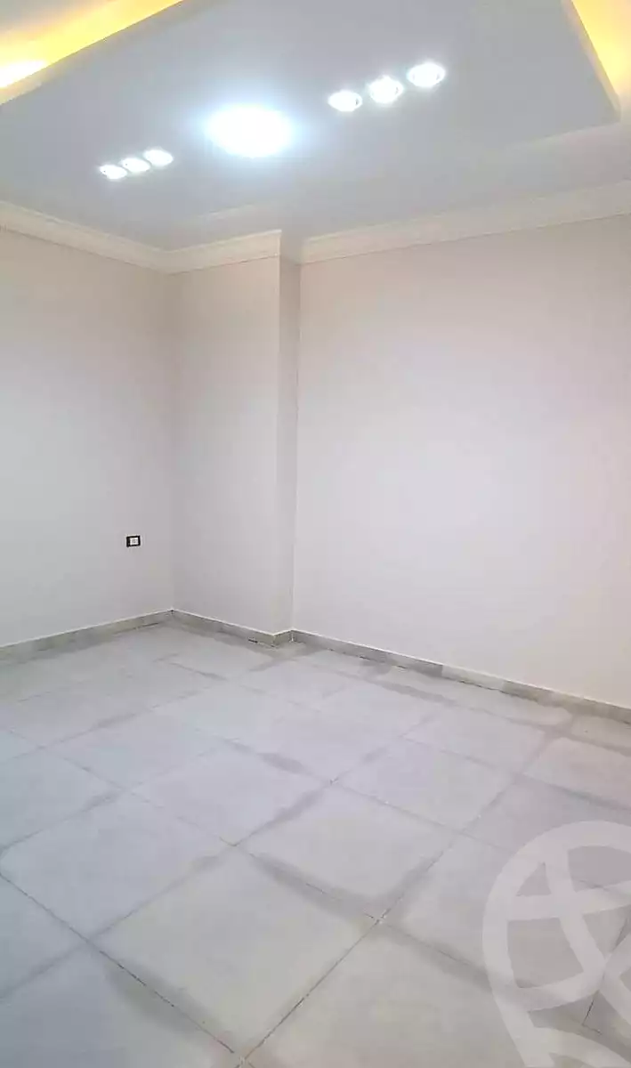 https://aqarmap.com.eg/en/listing/7022743-for-sale-cairo-helwan-hadayek-helwan-el-eshrein-st