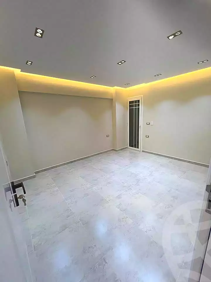 https://aqarmap.com.eg/ar/listing/7022770-for-sale-alexandria-al-agamy-el-hanouvel-kasr-al-quiri-st-1