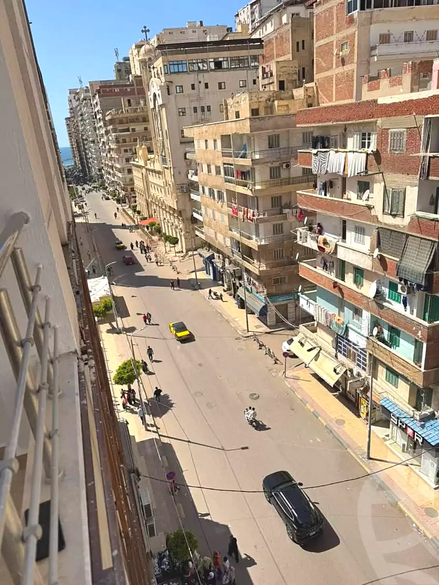 https://aqarmap.com.eg/ar/listing/7023210-for-sale-alexandria-sydy-bshr-sydy-bshr-bhry-khalil-hamada-st