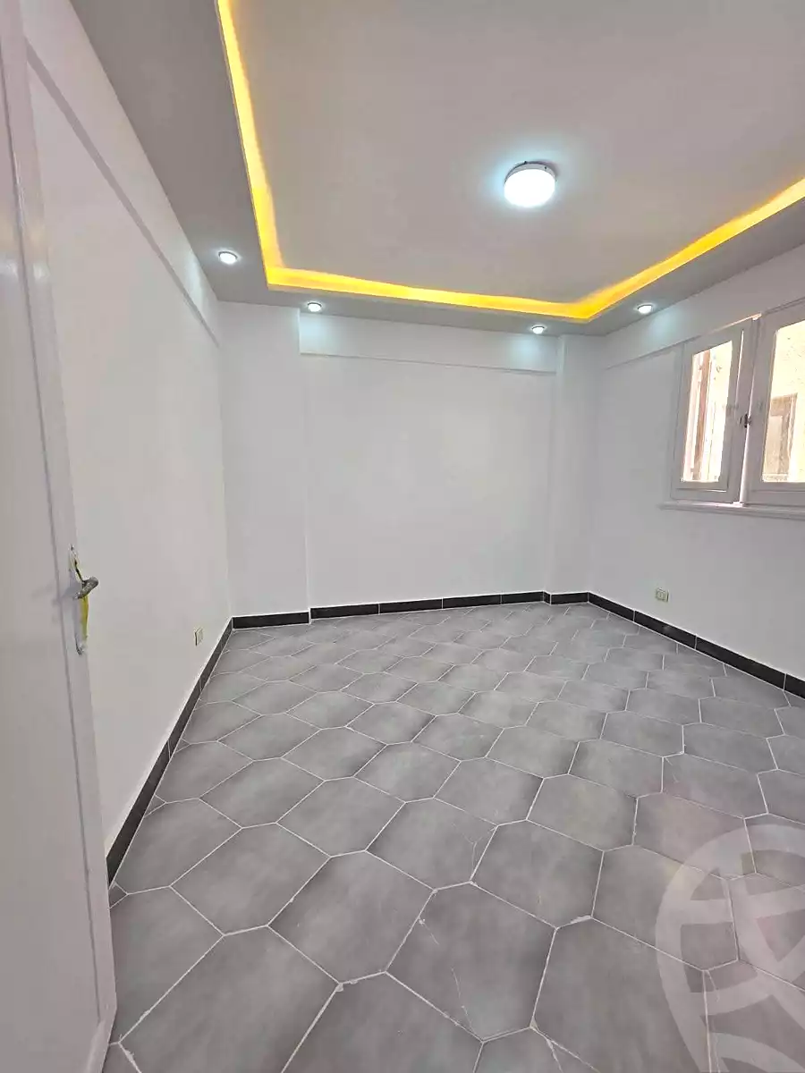 https://aqarmap.com.eg/ar/listing/7023354-for-sale-alexandria-al-agamy-shataa-el-nakheel