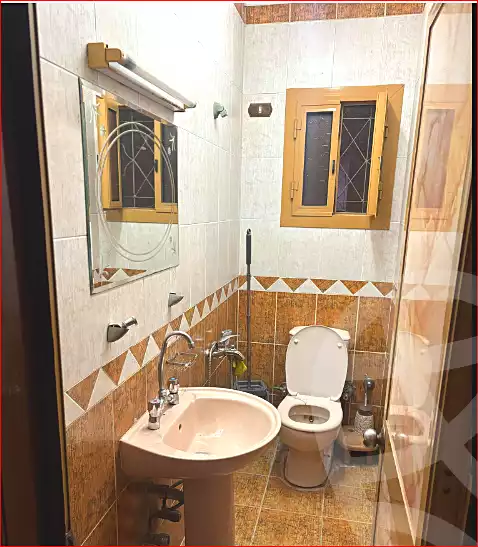 https://aqarmap.com.eg/en/listing/7023428-for-sale-cairo-helwan-helwan-el-sharkeya-abd-el-rahman-pasha-st