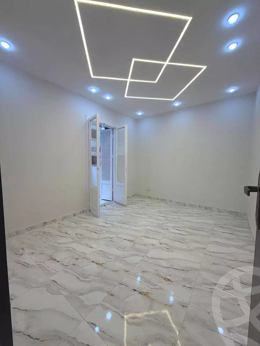 https://aqarmap.com.eg/ar/listing/7023475-for-sale-alexandria-miami-45-street