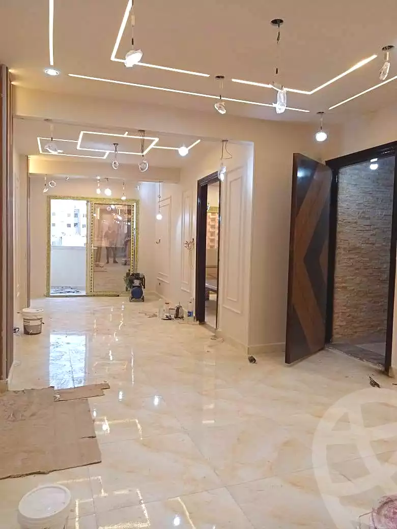 https://aqarmap.com.eg/ar/listing/7023486-for-sale-alexandria-sydy-bshr-sydy-bshr-bhry-shr-mhmwd-l-yswy
