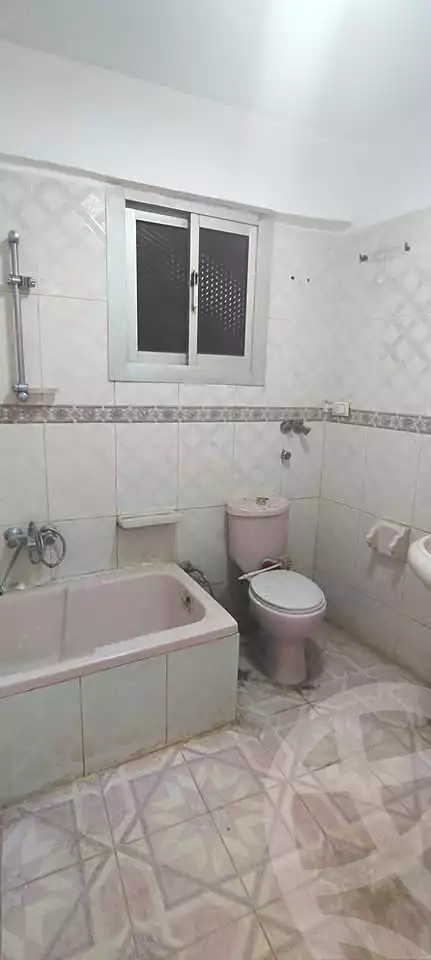 https://aqarmap.com.eg/ar/listing/7023556-for-sale-alexandria-al-agamy-lbytsh-abd-el-fattah-el-talkhawy
