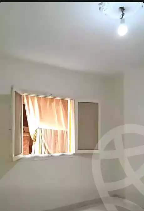 https://aqarmap.com.eg/en/listing/7023609-for-sale-alexandria-al-agamy-el-hanouvel-radwan-st