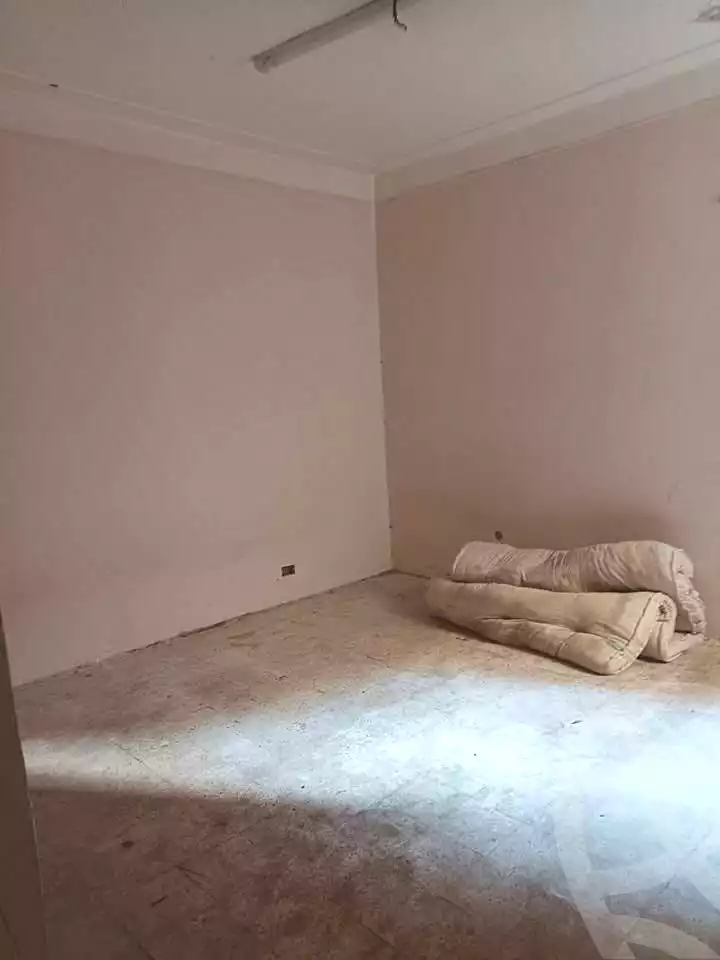 https://aqarmap.com.eg/ar/listing/7023622-for-rent-alexandria-lauran-mohammed-al-eqbal-st