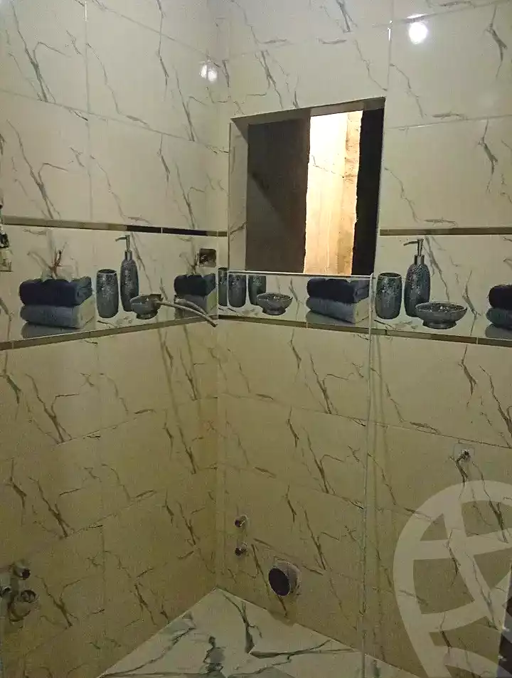 https://aqarmap.com.eg/en/listing/7023897-for-sale-alexandria-el-mandara-al-gabal-st