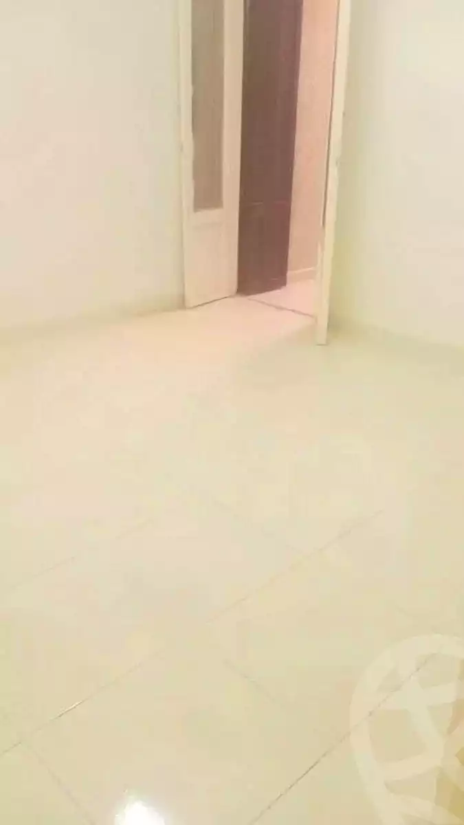 https://aqarmap.com.eg/ar/listing/7023901-for-sale-alexandria-al-agamy-el-hanouvel