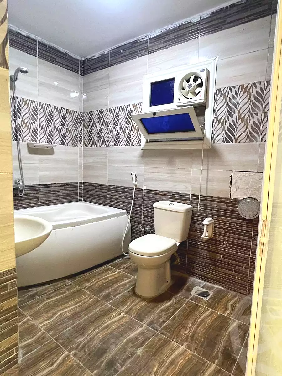 https://aqarmap.com.eg/ar/listing/7024088-for-sale-cairo-faisal-el-maryotyah-el-madina-el-monawarra-st