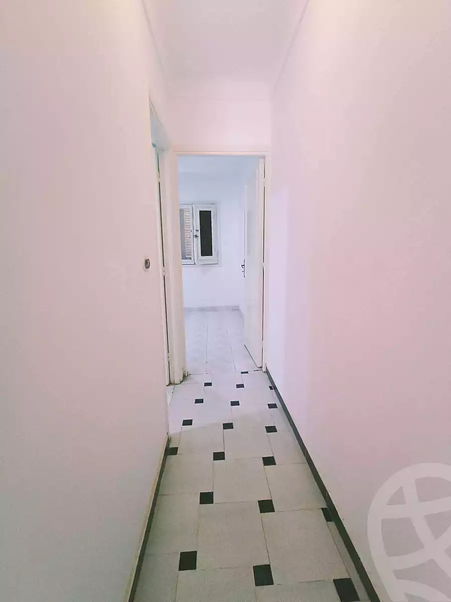 https://aqarmap.com.eg/en/listing/7024488-for-sale-alexandria-al-agamy-shataa-el-nakheel