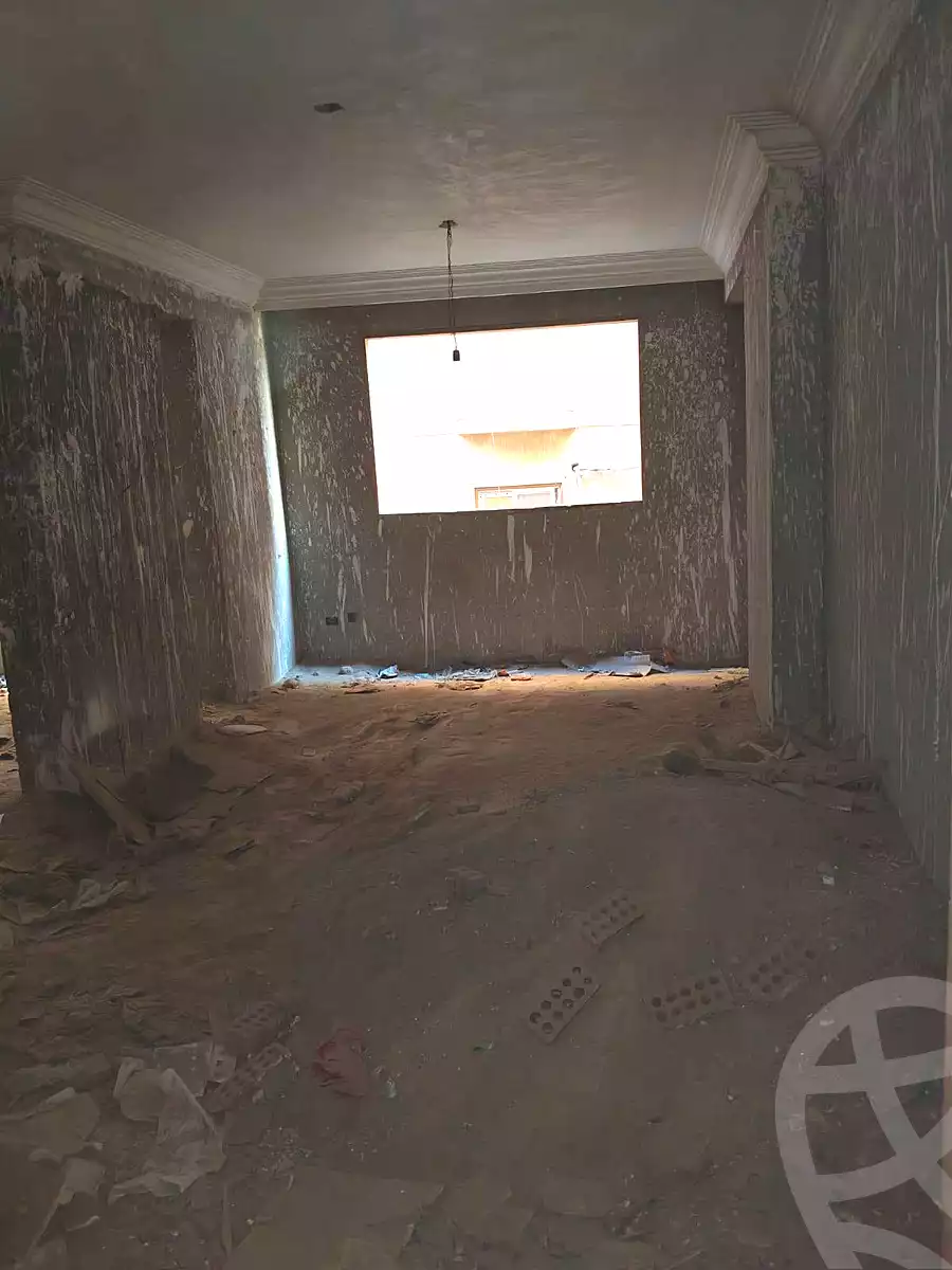 https://aqarmap.com.eg/ar/listing/7024566-for-sale-cairo-helwan-hadayek-helwan-nile-corniche-st