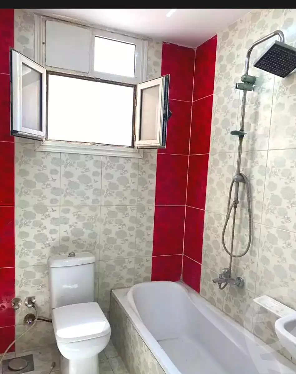 https://aqarmap.com.eg/ar/listing/7024617-for-sale-alexandria-miami-mahmoud-el-isawy-st