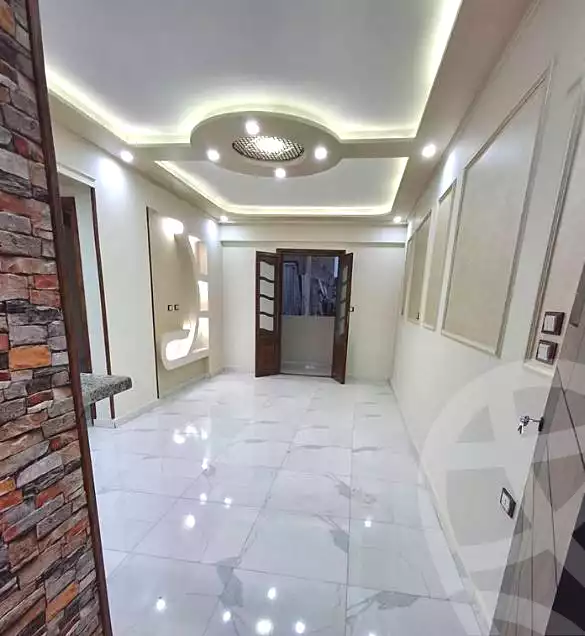 https://aqarmap.com.eg/ar/listing/7024691-for-sale-alexandria-camp-cesar