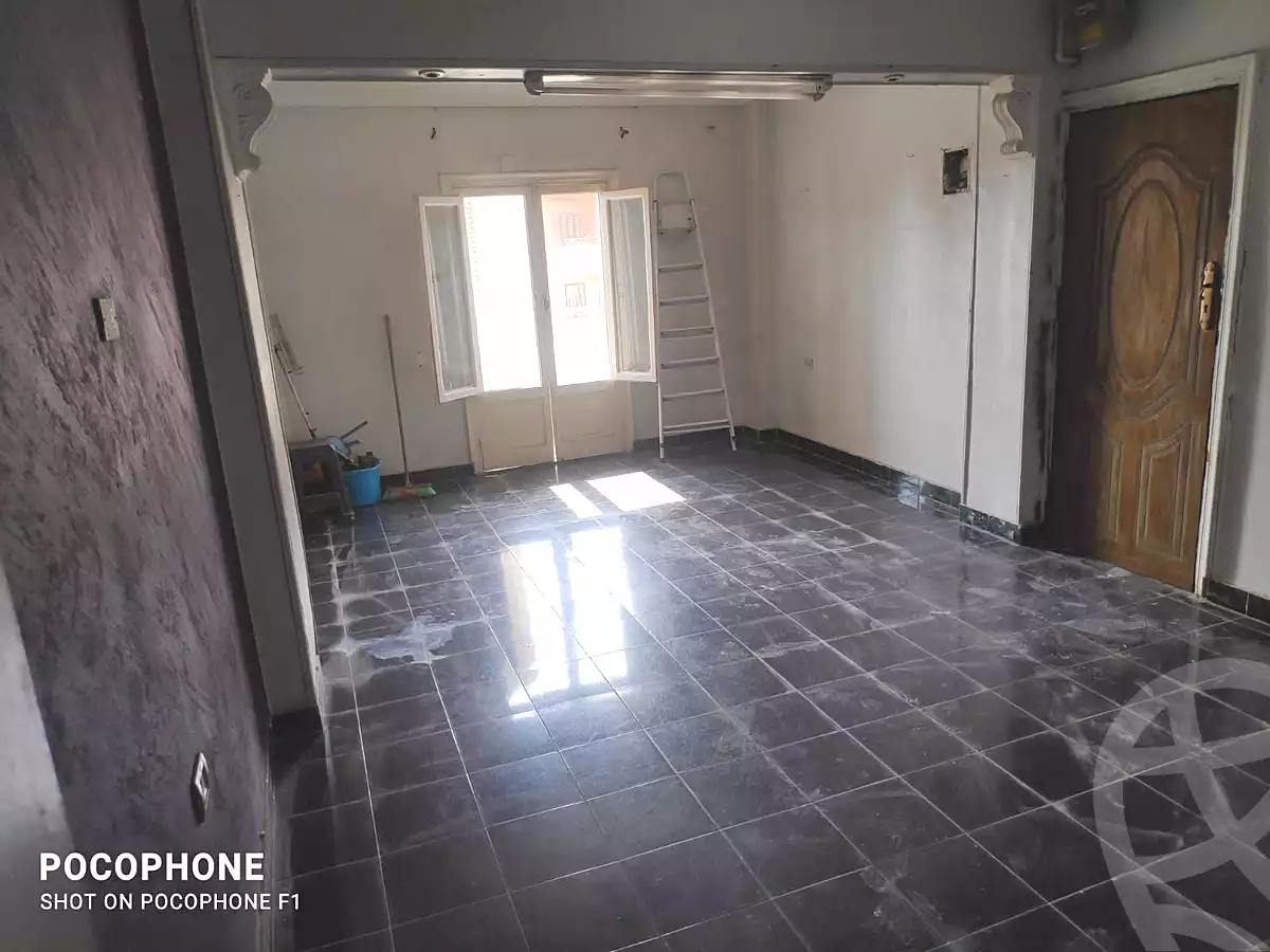 https://aqarmap.com.eg/en/listing/7024977-for-sale-cairo-helwan-mahmoud-khater-st