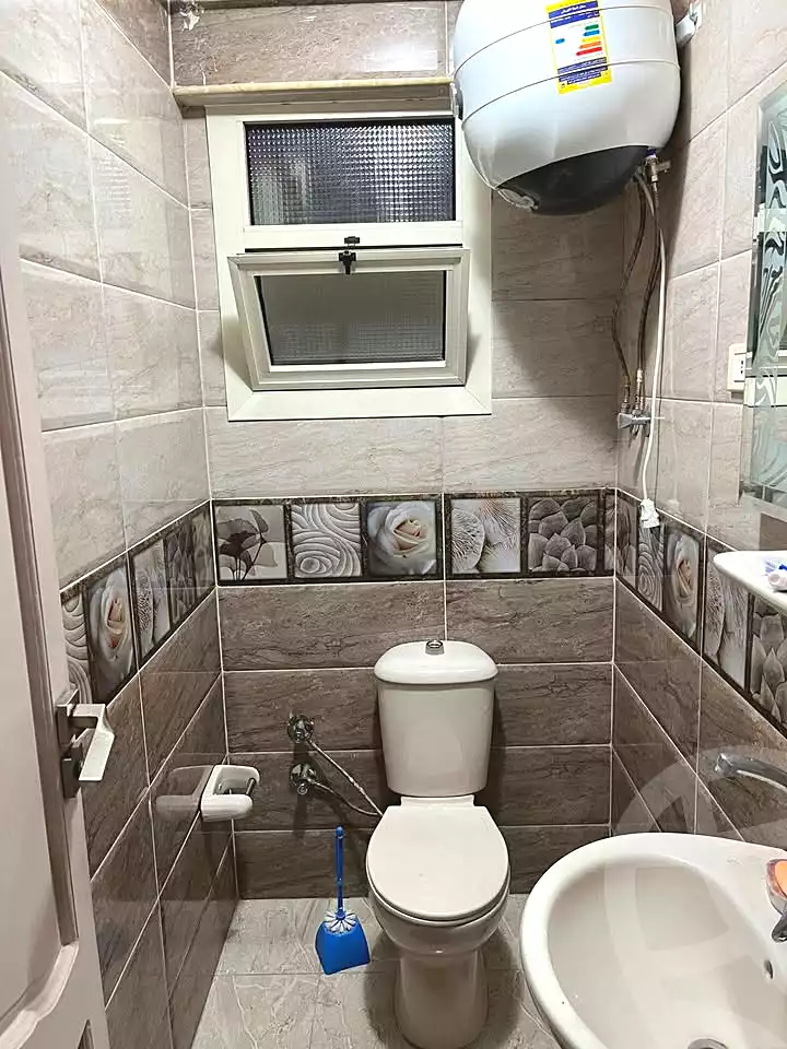 https://aqarmap.com.eg/en/listing/7025184-for-sale-alexandria-el-asafra-l-sfr-bhry