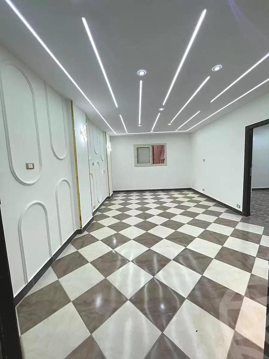 https://aqarmap.com.eg/en/listing/7025430-for-sale-alexandria-lsywf-el-falki