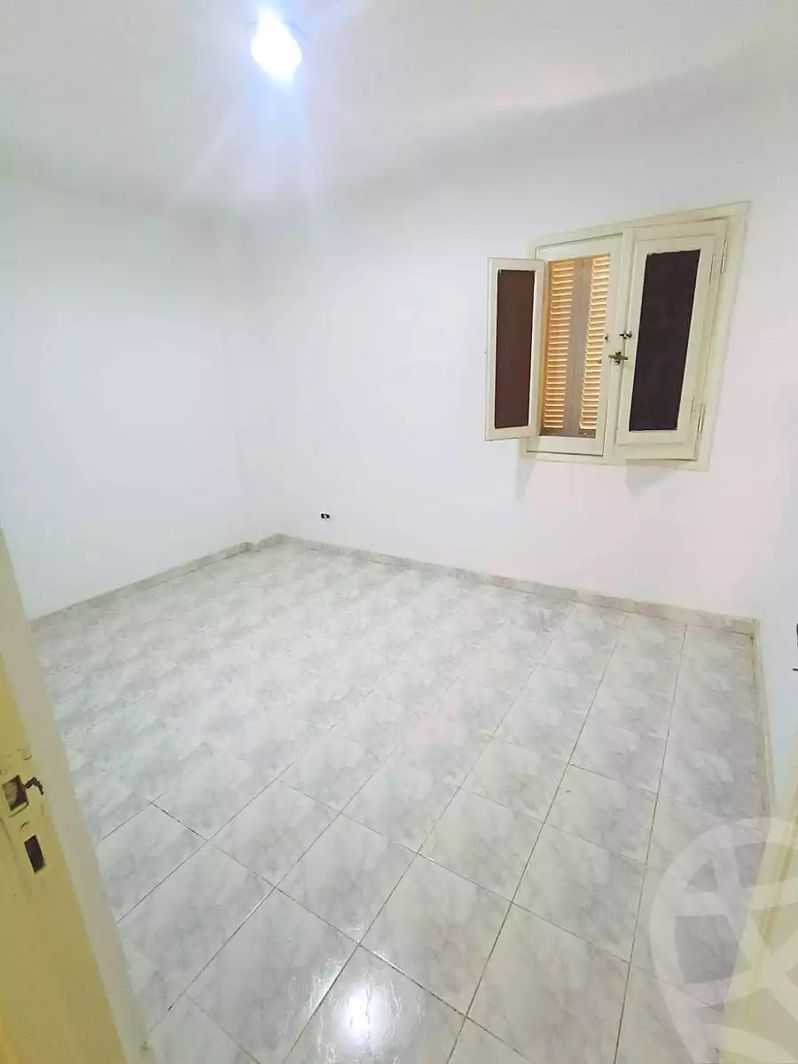 https://aqarmap.com.eg/ar/listing/7025565-for-sale-alexandria-al-agamy-shataa-el-nakheel