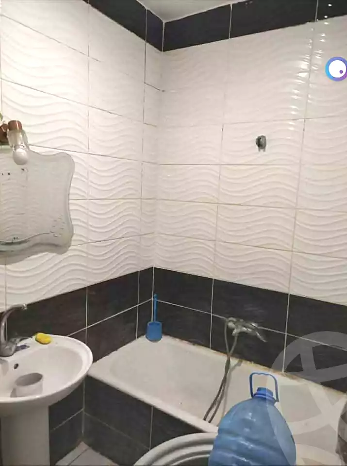 https://aqarmap.com.eg/ar/listing/7025631-for-sale-alexandria-sydy-bshr-sydy-bshr-bhry