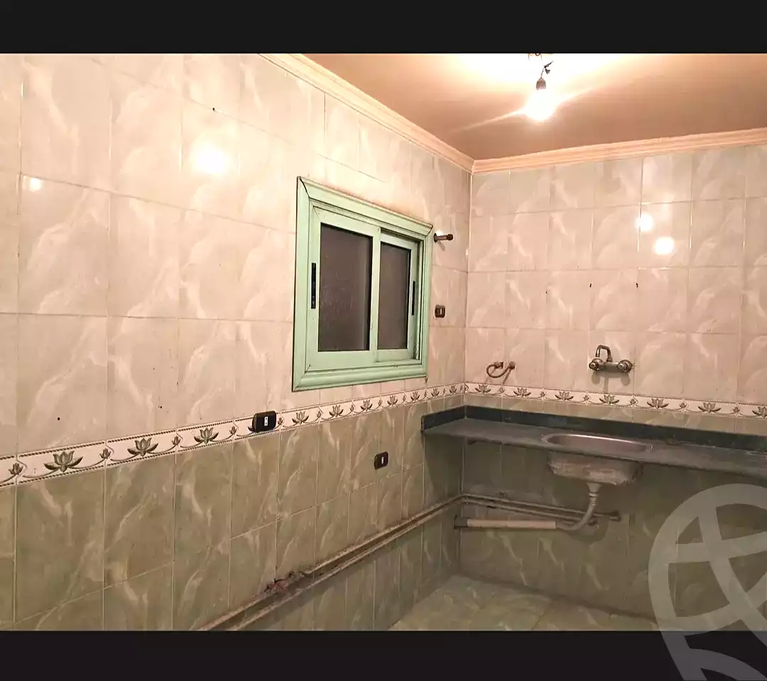 https://aqarmap.com.eg/en/listing/7025686-for-sale-cairo-helwan-hadayek-helwan