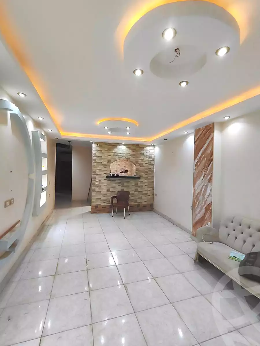 https://aqarmap.com.eg/ar/listing/7025727-for-sale-cairo-ain-shams-yn-shms-lgrby