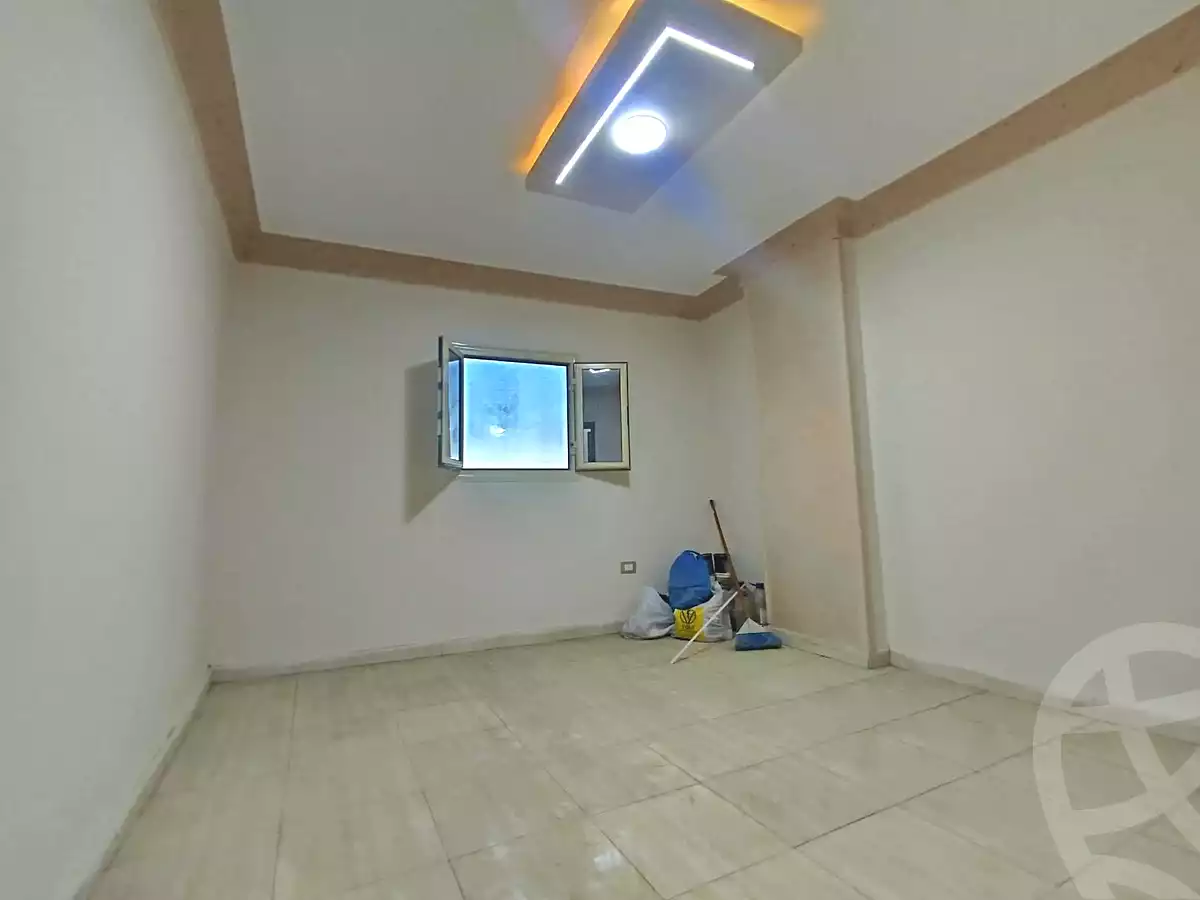 https://aqarmap.com.eg/ar/listing/7025592-for-sale-alexandria-alexandria-marsa-matrouh-rd