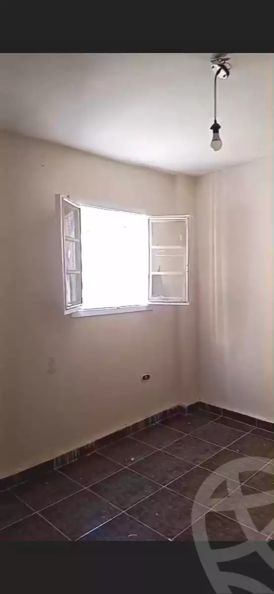 https://aqarmap.com.eg/ar/listing/7026945-for-sale-alexandria-al-agamy-el-hanouvel-el-zahraa-city-st