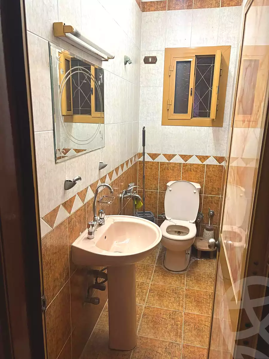 https://aqarmap.com.eg/ar/listing/7026975-for-sale-cairo-helwan-helwan-el-sharkeya-abd-el-rahman-pasha-st