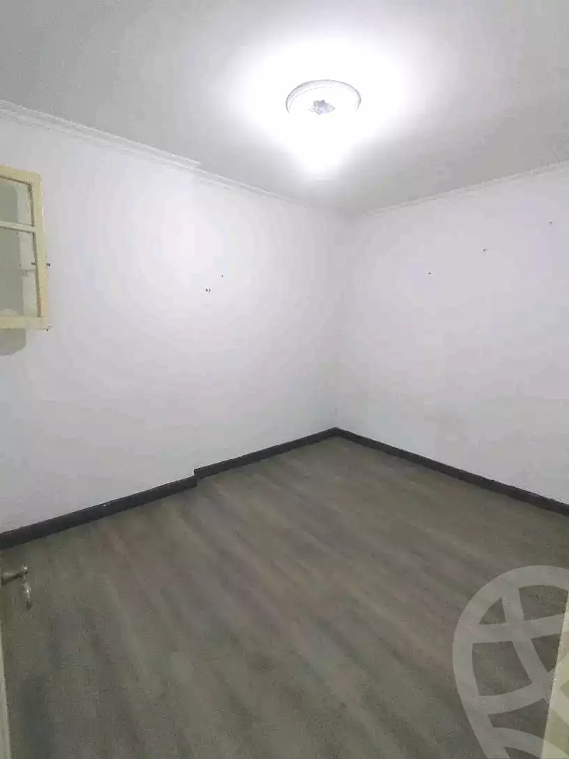 https://aqarmap.com.eg/ar/listing/7027013-for-sale-alexandria-fyktwry-shr-jml-bd-lnsr