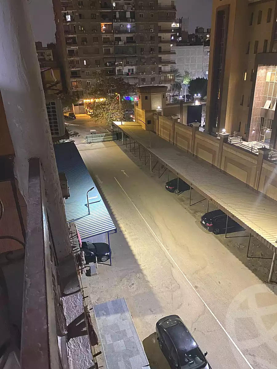 https://aqarmap.com.eg/ar/listing/7026999-for-sale-cairo-el-abbasiya-abdou-basha-al-sarayat-st