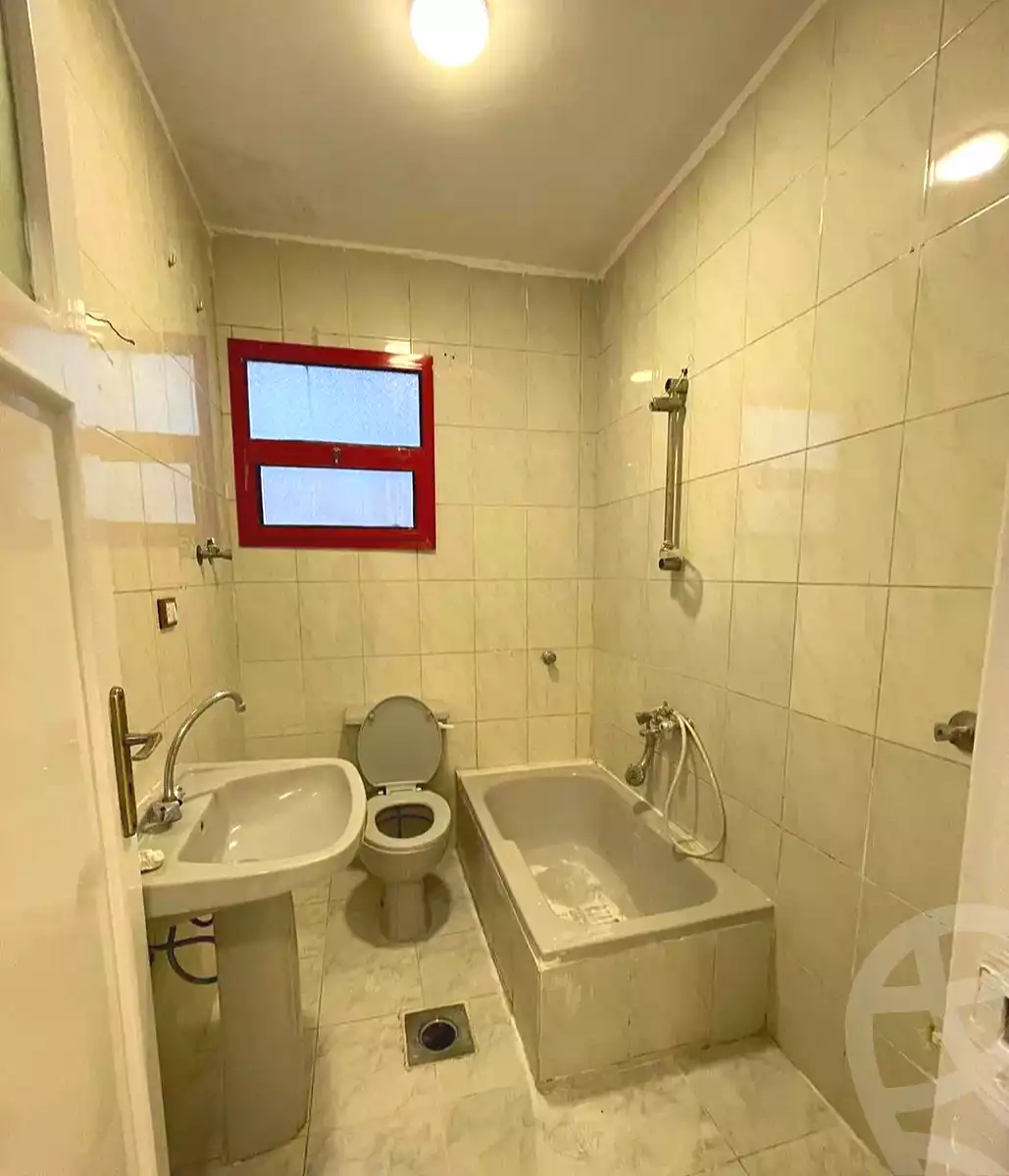 https://aqarmap.com.eg/ar/listing/7027060-for-sale-alexandria-al-agamy-shataa-el-nakheel
