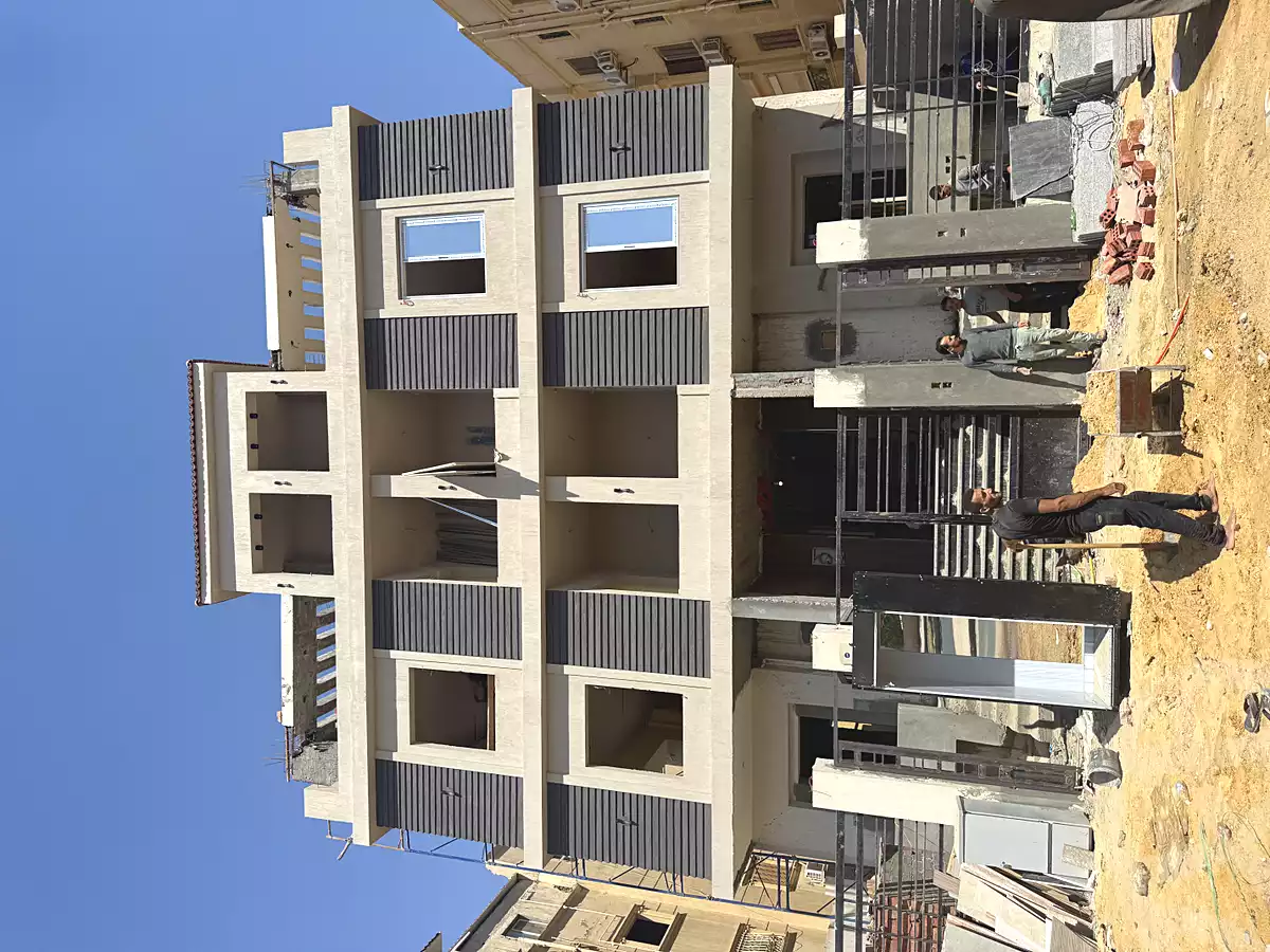 https://aqarmap.com.eg/ar/listing/7027659-for-sale-cairo-el-sheikh-zayed-city-el-hay-el-thaleth-ashaer-area-5