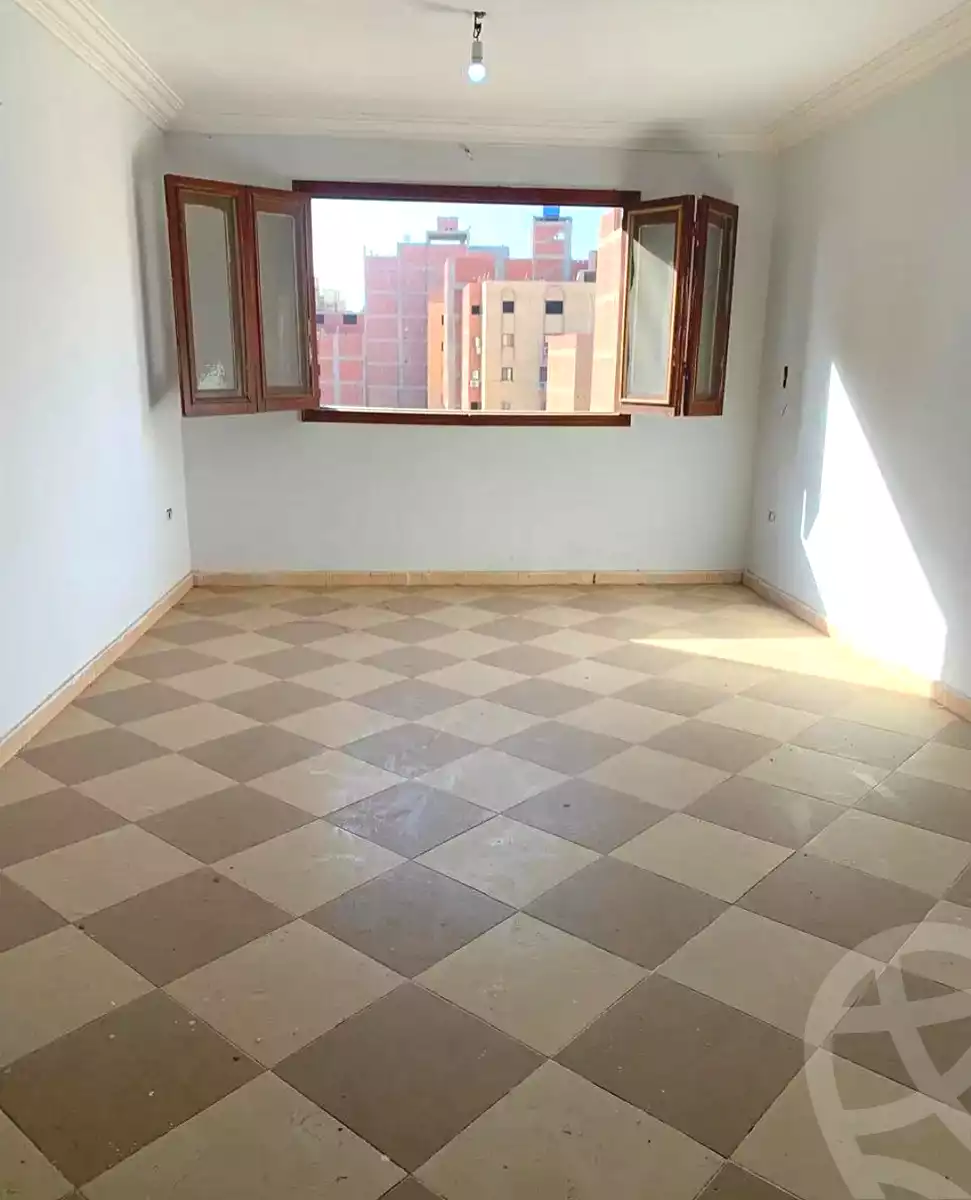 https://aqarmap.com.eg/ar/listing/7028361-for-rent-cairo-faisal-el-tawabeq-el-shaheed-ahmed-hamdy-st