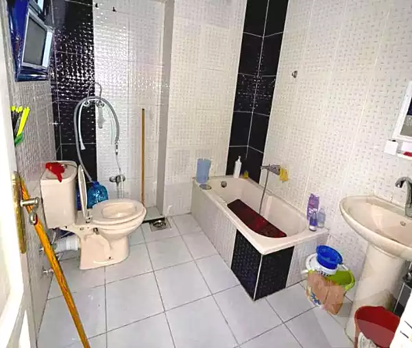 https://aqarmap.com.eg/en/listing/7028608-for-sale-alexandria-el-mandara-tryq-ljysh