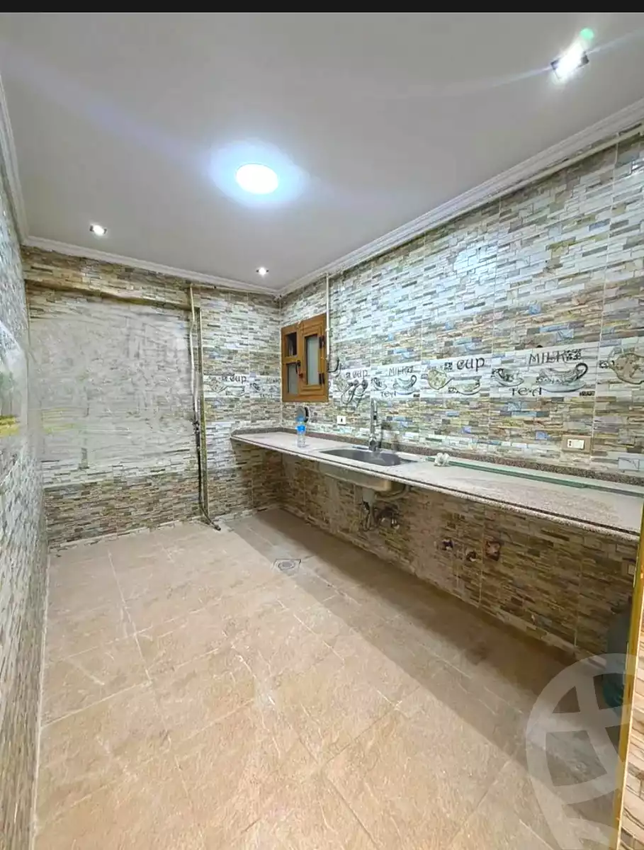 https://aqarmap.com.eg/ar/listing/7028644-for-sale-alexandria-al-agamy-lbytsh-el-reyad-st