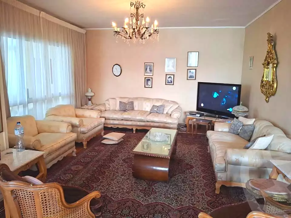 https://aqarmap.com.eg/ar/listing/7028989-for-sale-alexandria-miami-el-gaish-rd-st