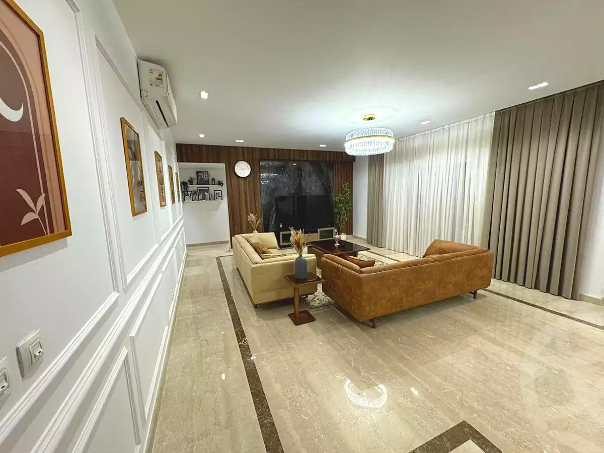 4 BR Apartment in Mivida, photo 7 of 26