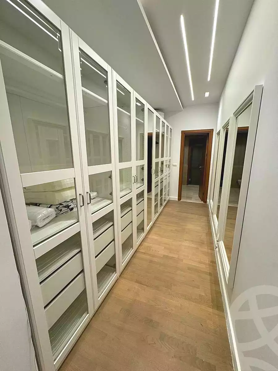 4 BR Apartment in Mivida, photo 11 of 26