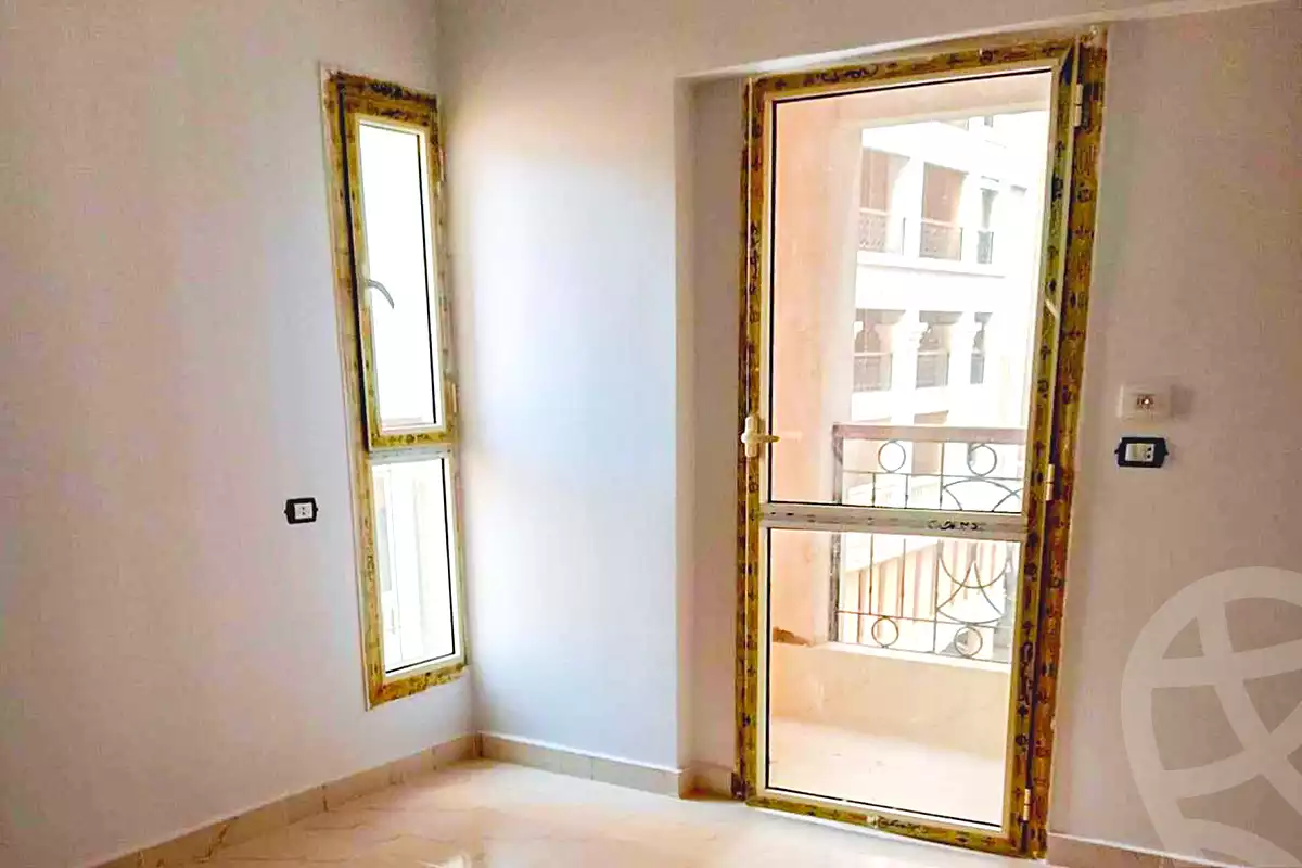 https://aqarmap.com.eg/ar/listing/7029423-for-sale-alexandria-lsywf-gamila-city-compound