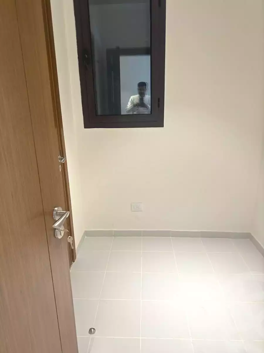 شقة بـ٣ غرف نوم في بلاتو ديستريكت ٥، صورة ٥ من ١٠