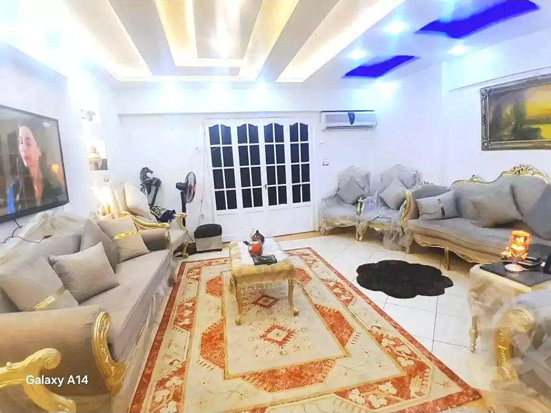 https://aqarmap.com.eg/ar/listing/7029499-for-sale-alexandria-sydy-bshr-sydy-bshr-bhry-shr-mhmwd-l-yswy
