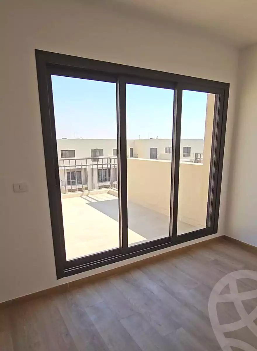 شقة بغرفتي نوم في فيفث سكوير المراسم، صورة ٤ من ٧