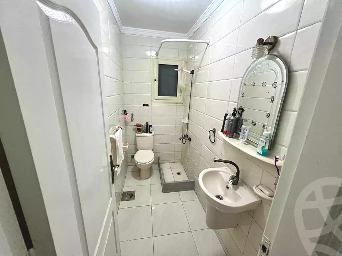 https://aqarmap.com.eg/ar/listing/7029706-for-sale-alexandria-camp-cesar-port-said-street