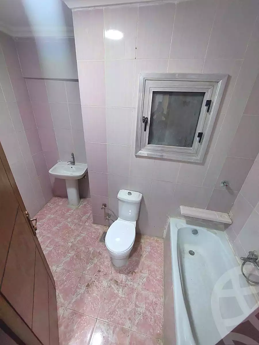 https://aqarmap.com.eg/ar/listing/7030656-for-sale-alexandria-sydy-bshr-sydy-bshr-bhry-shr-mhmd-njyb
