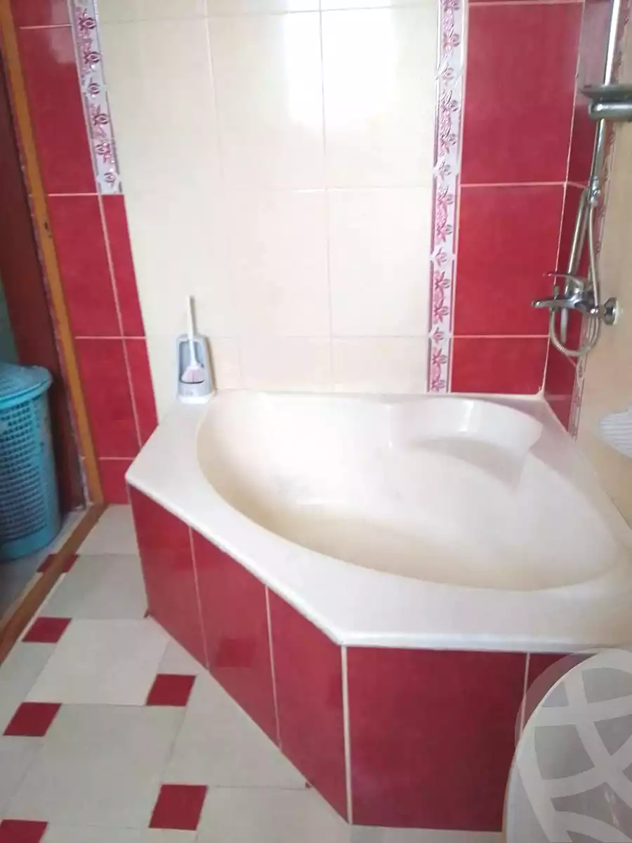 https://aqarmap.com.eg/en/listing/7031071-for-sale-alexandria-al-agamy-lbytsh-shahr-al-assal-st