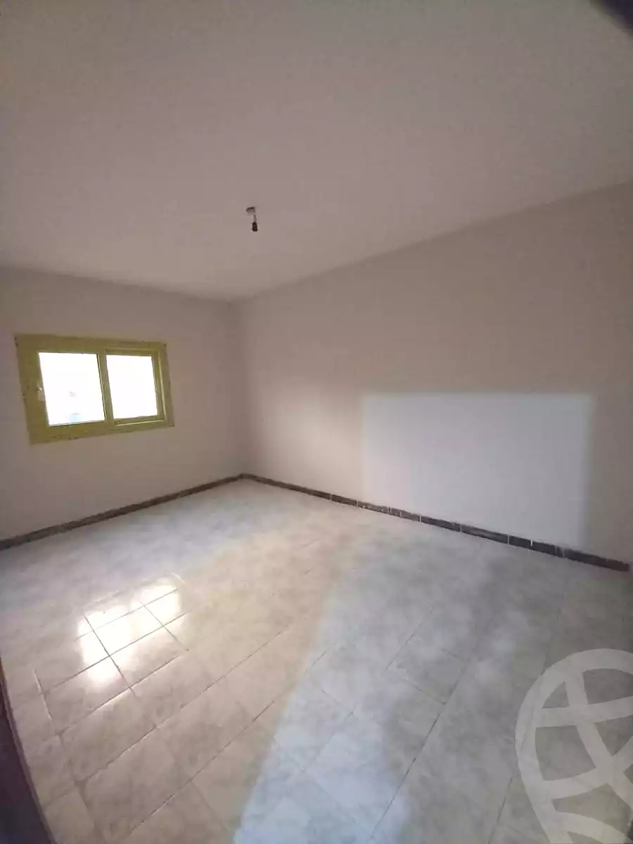 https://aqarmap.com.eg/ar/listing/7031084-for-sale-alexandria-al-agamy-lbytsh