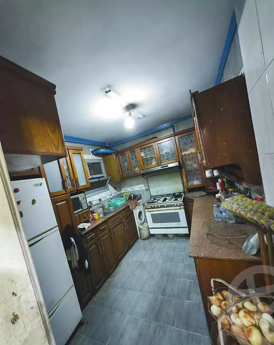 https://aqarmap.com.eg/en/listing/7031642-for-sale-cairo-helwan-helwan-el-sharkeya-borhan-st